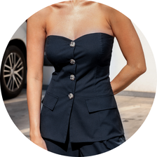 01 blusa sem alcas alfaiataria com botoes marinho