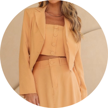 07 spencer com fivelas laterais manteiga