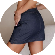 02 mini saia com pesponto sarja bege