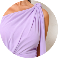 04 vestido ombro unico com faixa lilas