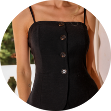 04 blusa de alca fina com botoes preta