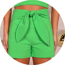 02 conjunto cropped e shorts com laco verde