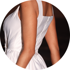 07 vestido balone decote quadrado off white