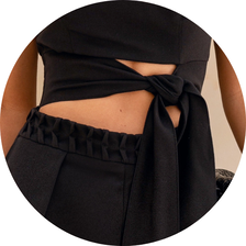 20 macacao detalhe cos marrom