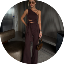 22 macacao detalhe cos marrom