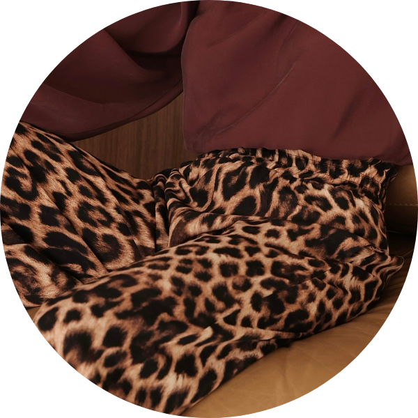 11 calca pantalona onca