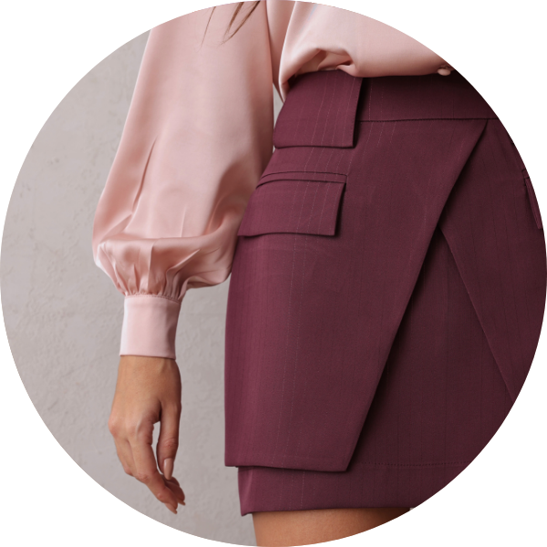 04 short saia envelope risca de giz uva