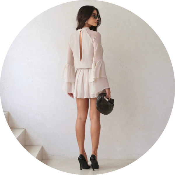 04 vestido manga babado areia