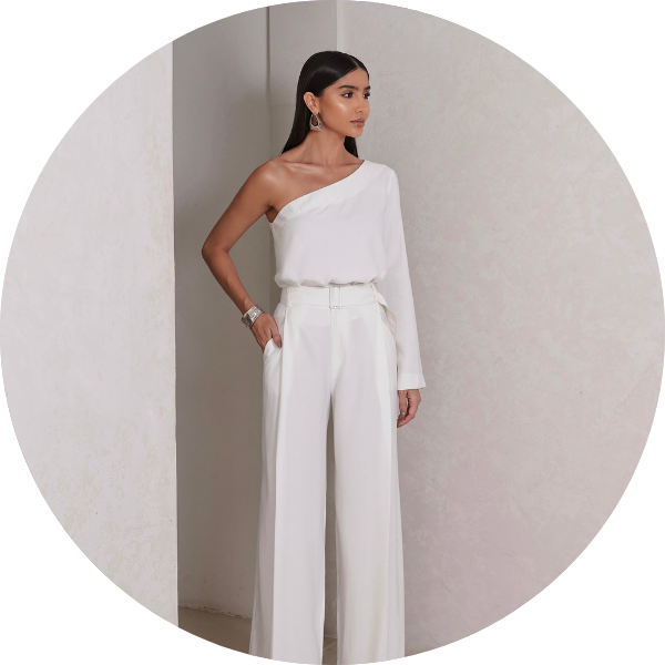 01 conjunto pantalona blusa um ombro off white