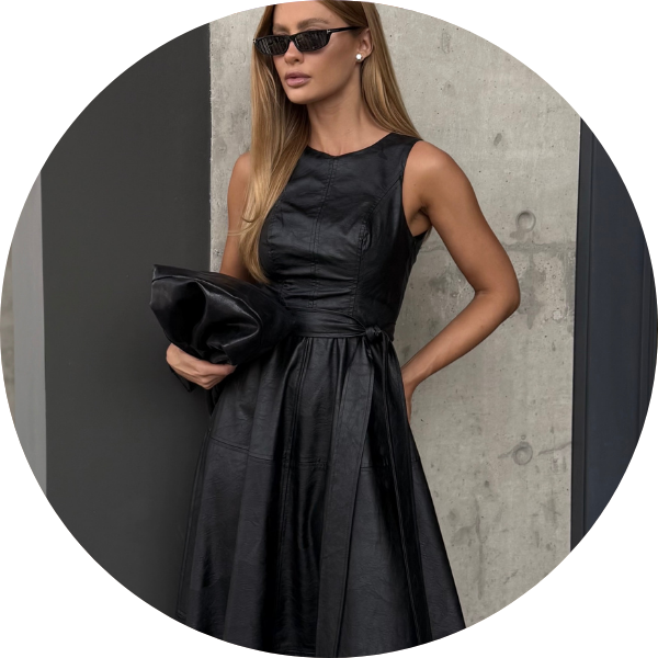 02 vestido longuete courino preto