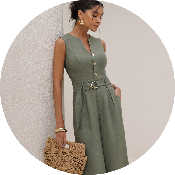 03 macacao com fivela dourada verde oliva