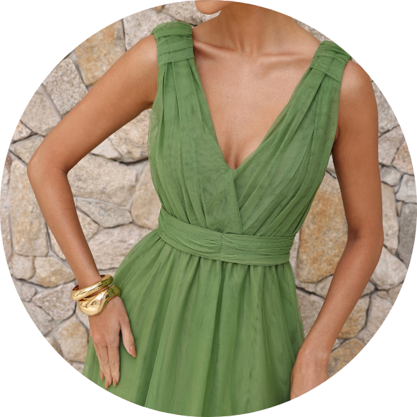 01 vestido tule com faixa verde eucalipto