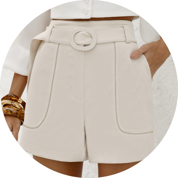 01 shorts com vies areia