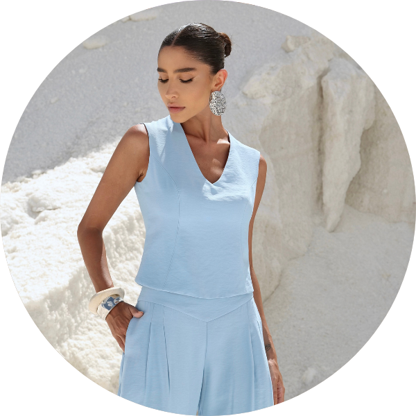 01 conjunto blusa costas aberta azul claro