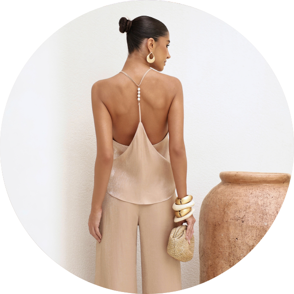 03 conjunto blusa aviamento dourado