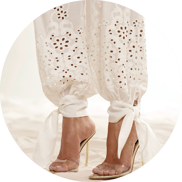 16 conjunto laise calca cenoura off white