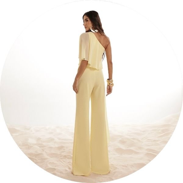 04 macacao scuba com blusa fluida manteiga