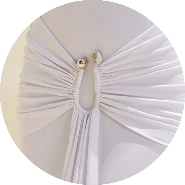 04 vestido cauda franzida frente arco branco