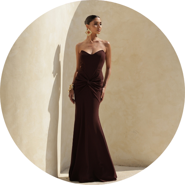 02 vestido barbatana torcido frente cafe