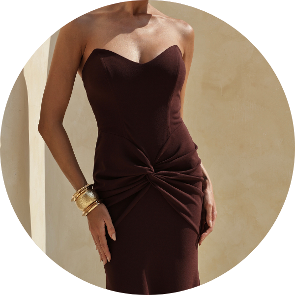 04 vestido barbatana torcido frente cafe