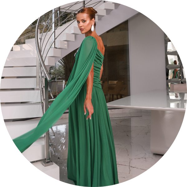 06 vestido longo um ombro verde bandeira