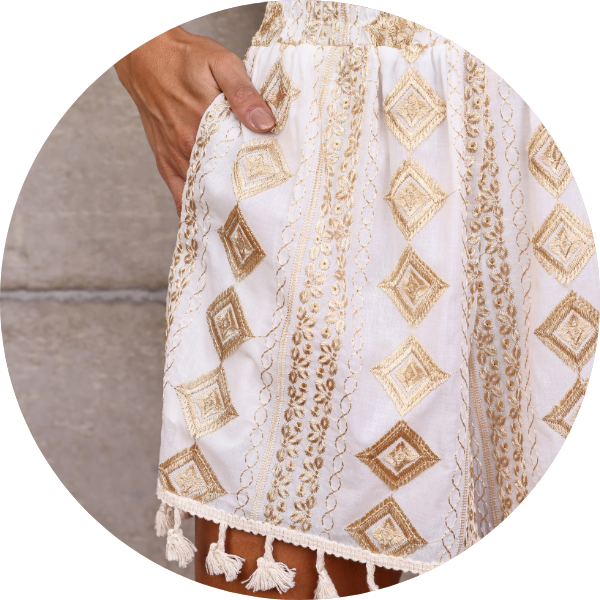 03 conjunto camisa e shorts bordado 3d dourado