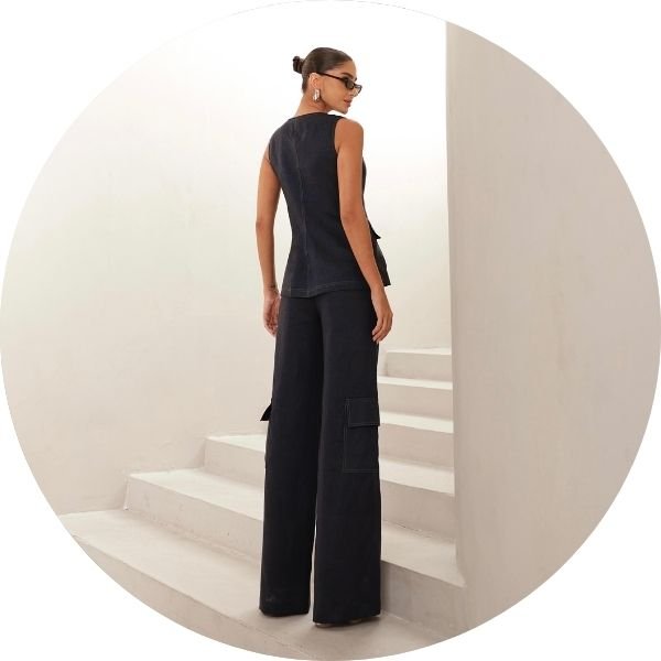 04 conjunto colete e calca cargo pespontado azul marinho