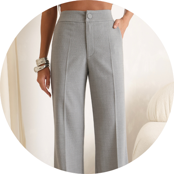 02 conjunto blusa assimetrica com calca vinco cinza