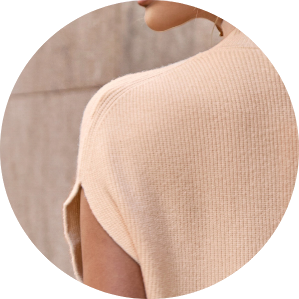 03 blusa trico sem manga creme