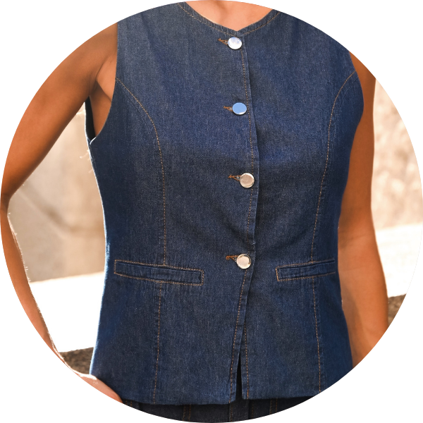 09 conjunto colete com calca barrel jeans escuro